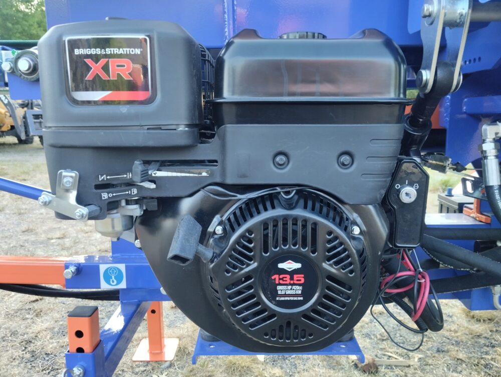 Bensin motor för vedprocessor