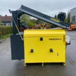 Alla Regon har trepunktsfäste för att kunna lyfta lättare