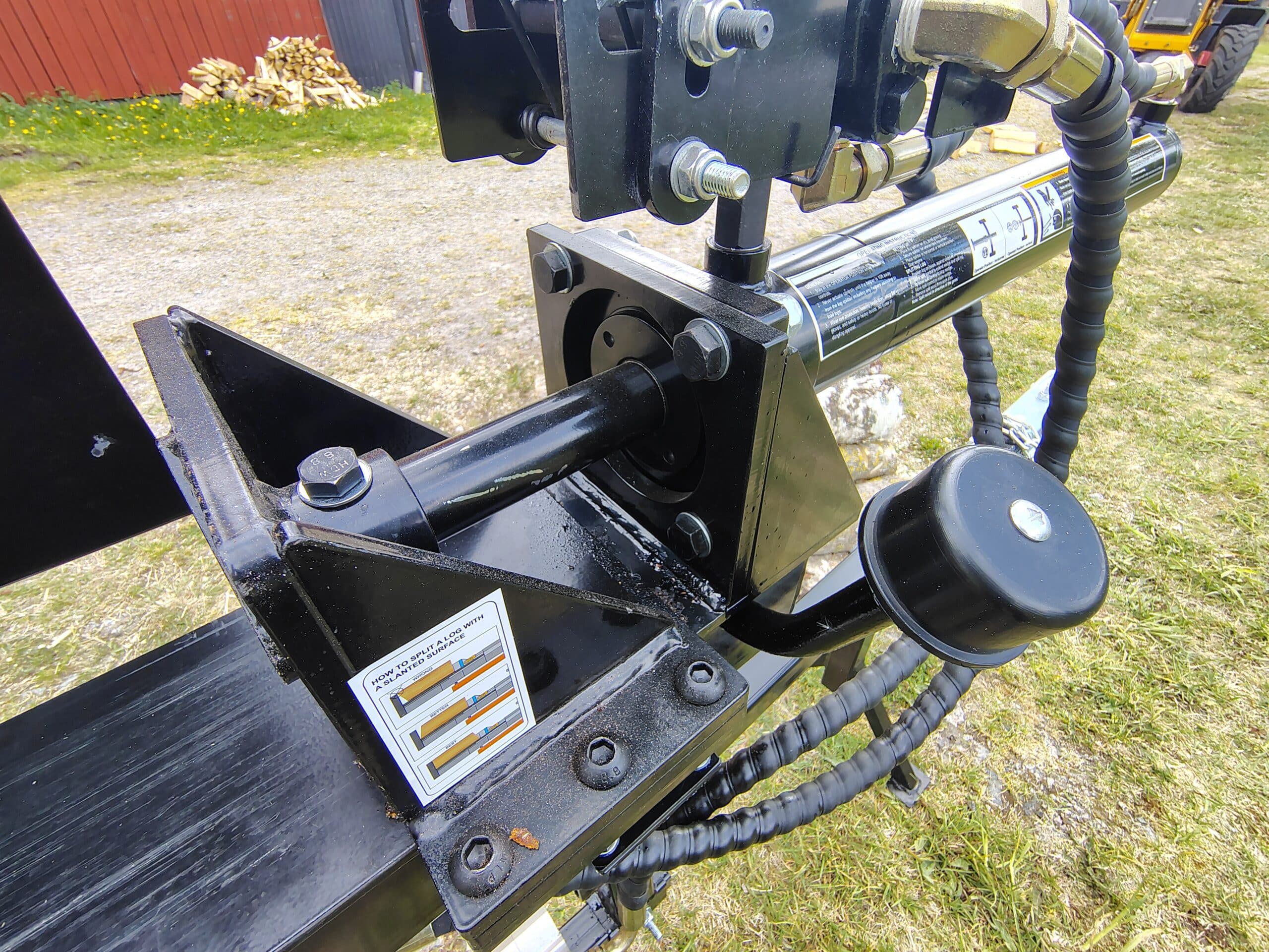 En CE märkt vedklyv