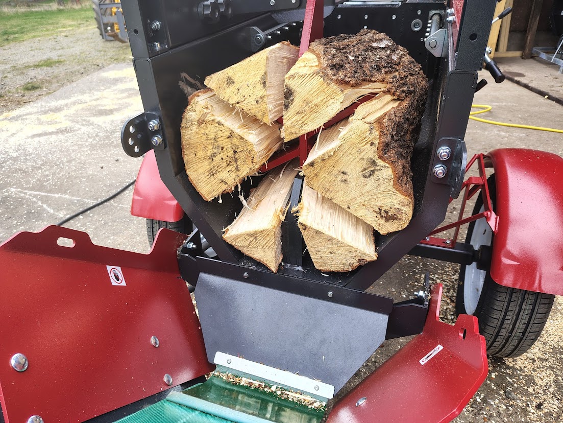 Björk spräckt med 6-vägsklyv